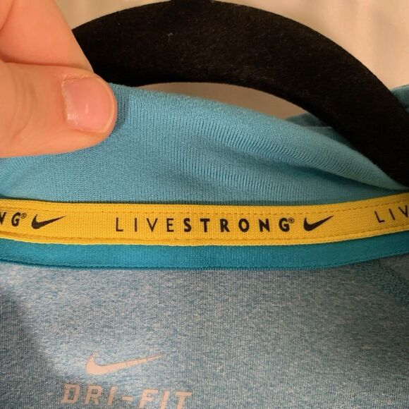 Livestrong Nike Jacket Women's Large Blue 1/4 Zip Long Sleeve Turtleneck - Picture 8 of 13